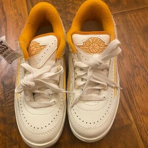 Size 4 Nike Air Jordan 2 Retro Low Craft Melon Sneakers